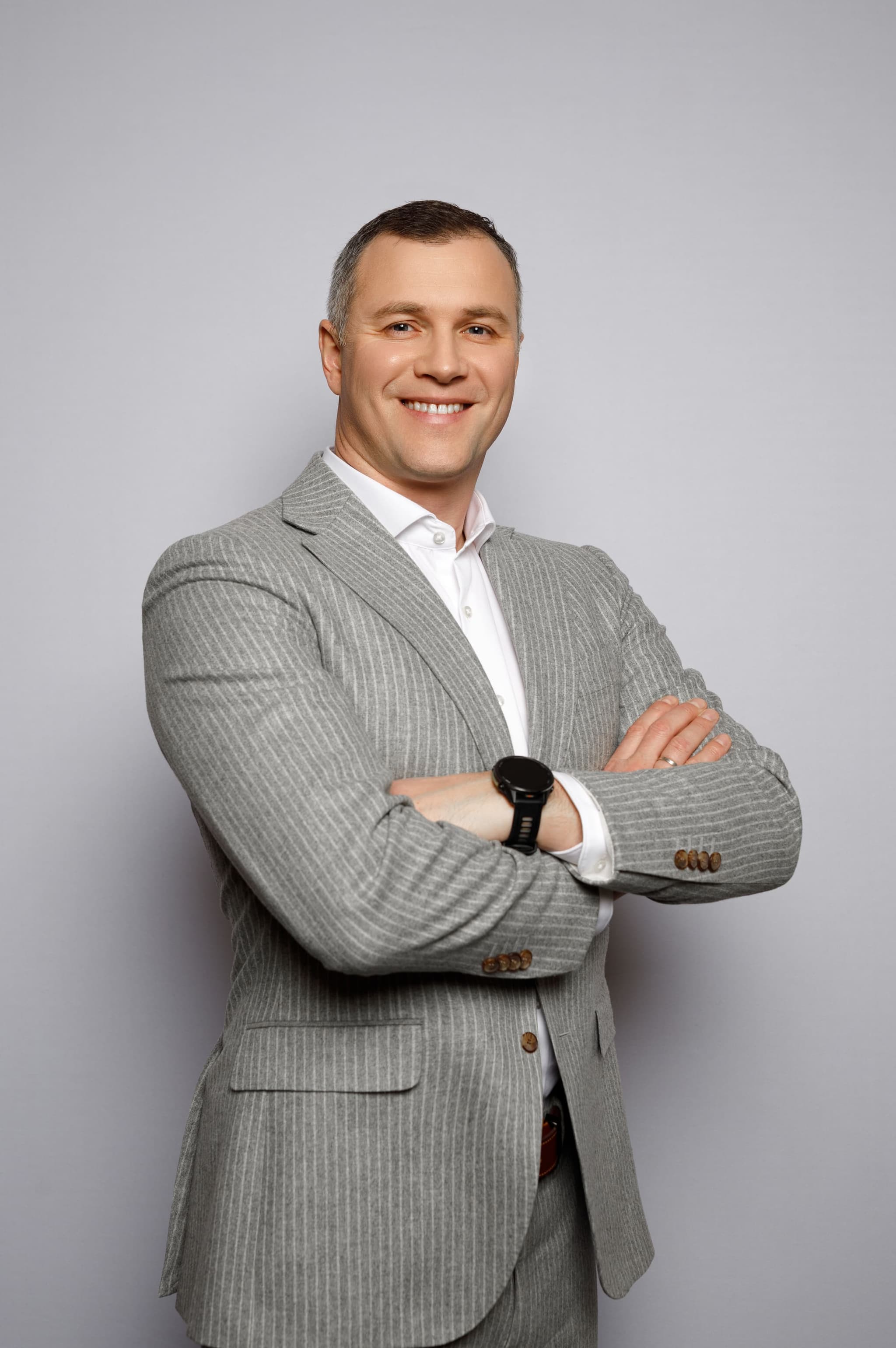 Олег Хмелевский